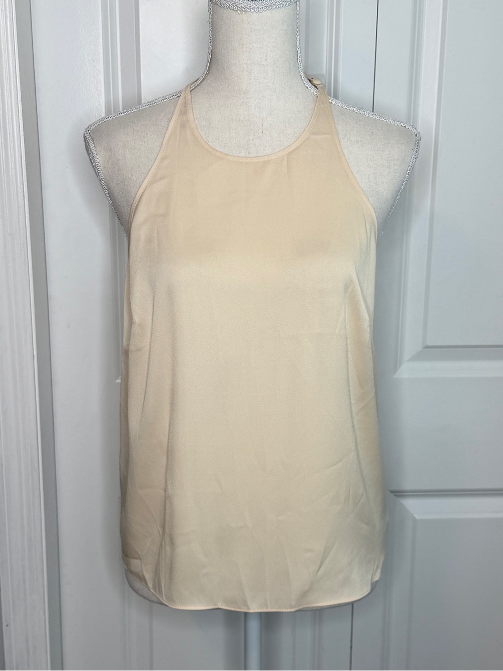 Bebe Cream Cut Away Lace Trim Sleeveless Top Small NEW Feminine Dressy Neutral